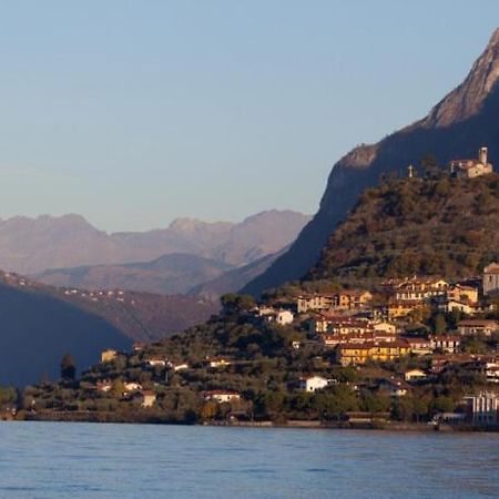 Casa Madali' - Nel Borgo Lägenhet Marone Exteriör bild