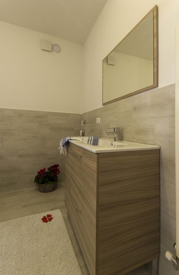 Casa Madali' - Nel Borgo Lägenhet Marone Exteriör bild